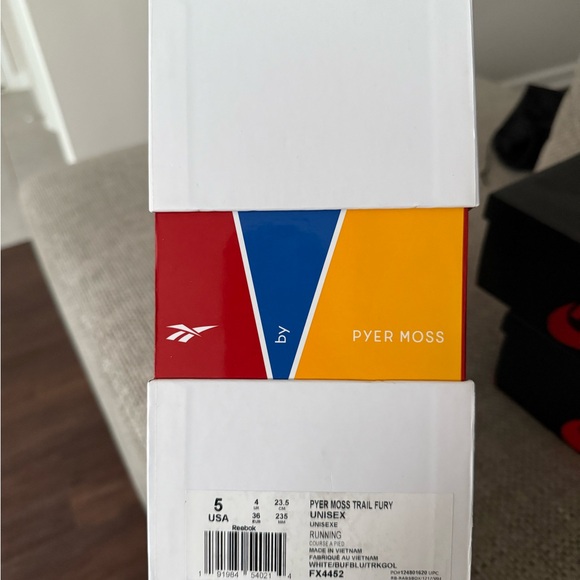 Pyer Moss Sneakers - Picture 3 of 3